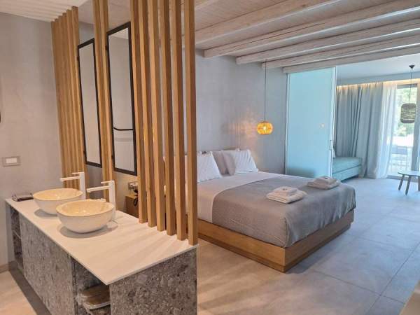 Superior family room